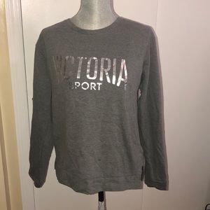 Victoria’s Secret sport long sleeve top in large